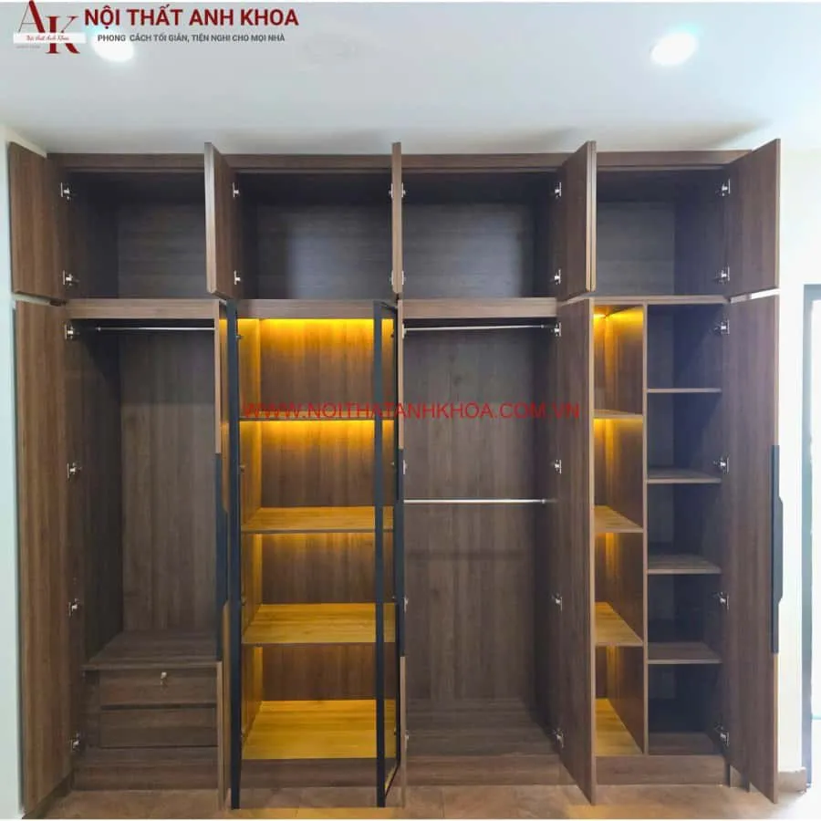 Mẫu Tủ Quần Áo Âm Tường Phòng Ngủ Màu Óc Chó