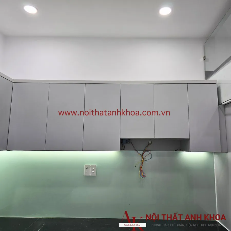 Tủ Bếp Chữ L Gỗ Công Nghiệp Kháng Ẩm Phong Cách Hiện Đại