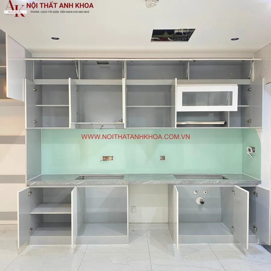 Tủ Bếp Gỗ Công Nghiệp Kết Hợp Cánh Acrylic Cao Cấp
