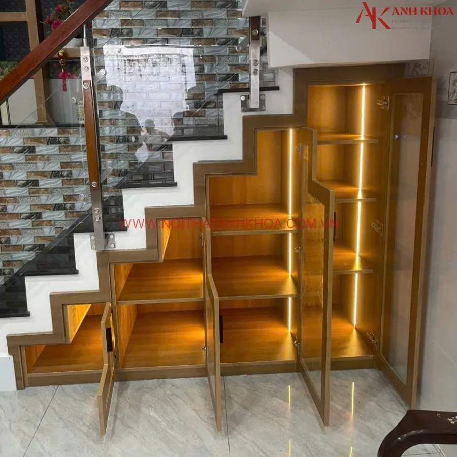 Tủ Chân Cầu Thang Gỗ Công Nghiệp Phối Cánh Kính Có Led