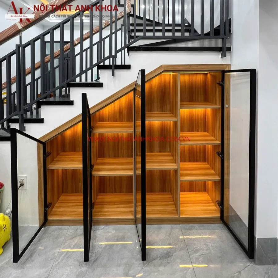 Tủ Gầm Cầu Thang Gỗ MDF Kết Hợp Cánh Kính Và Đèn Led
