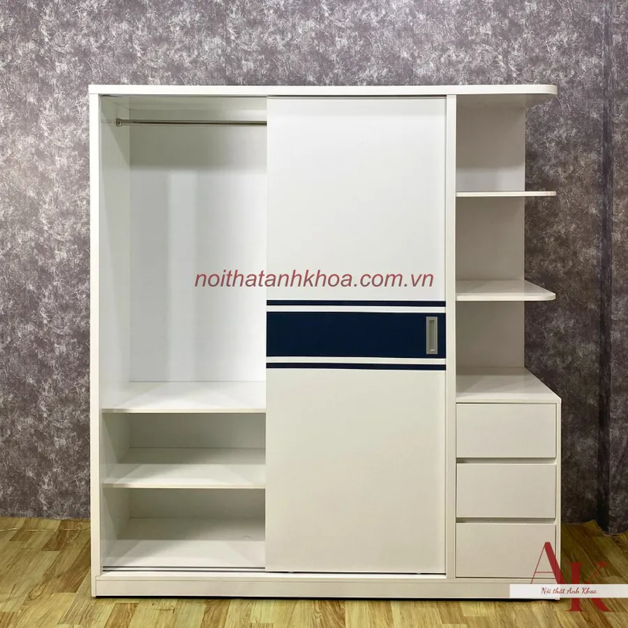Tủ Quần Áo Cửa Lùa Màu Trắng Phối Sọc Sang Trọng Giá Rẻ