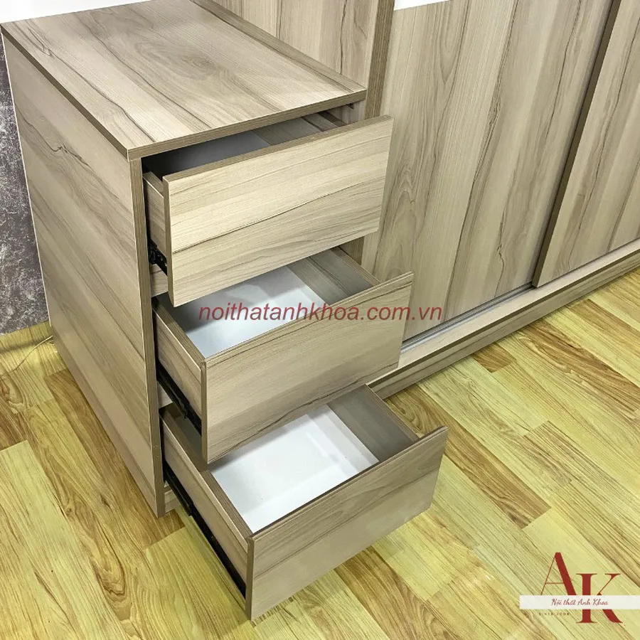 Tủ Quần Áo Cửa Lùa Phối Sọc Trắng Có Kệ Cao Cấp Hiện Đại