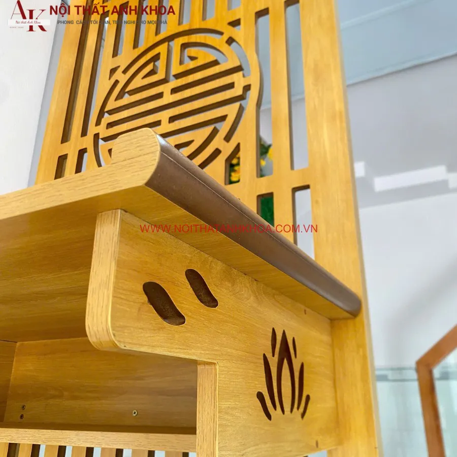 Tủ Thờ Gỗ Công Nghiệp Kiêm Vách Ngăn Phòng Khách