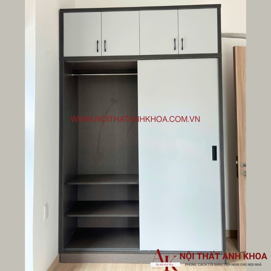 Tủ quần áo cửa lùa gỗ MDF màu xám giá tốt Tủ quần áo cửa lùa gỗ MDF màu xám giá tốt