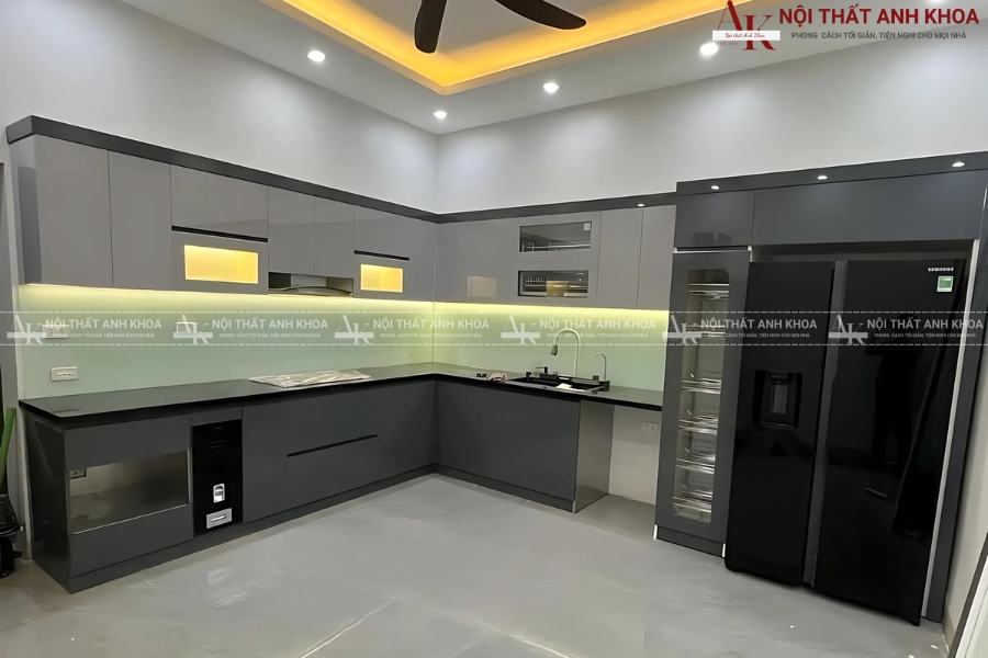 Xu hướng tủ bếp nhôm giả gỗ đẹp nhất 2025 Xu hướng tủ bếp nhôm giả gỗ đẹp nhất 2025