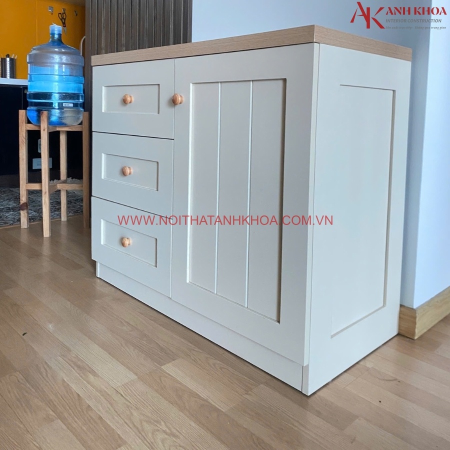 Tủ chén gỗ công nghiệp màu kem đẹp hiện đại Tủ chén gỗ công nghiệp màu kem đẹp hiện đại
