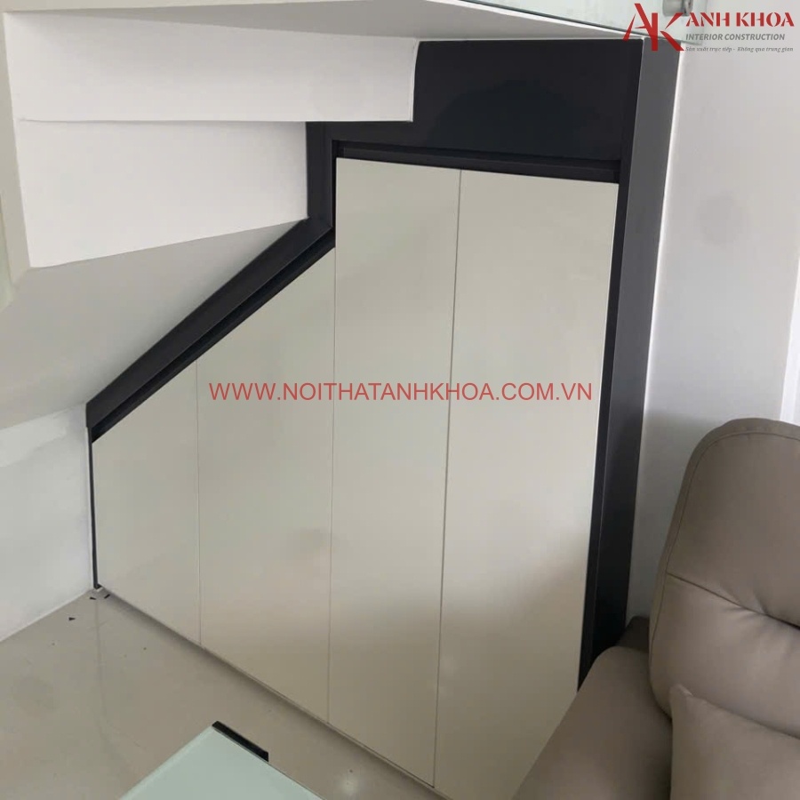 Tủ giày dưới gầm cầu thang gỗ công nghiệp giá rẻ Tủ giày dưới gầm cầu thang gỗ công nghiệp giá rẻ