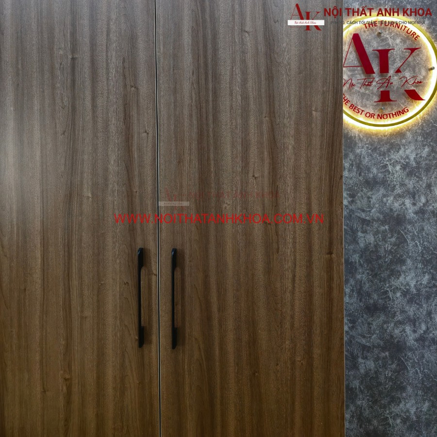 Tủ quần áo gam màu nâu vân gỗ sang trọng Tủ quần áo gam màu nâu vân gỗ sang trọng