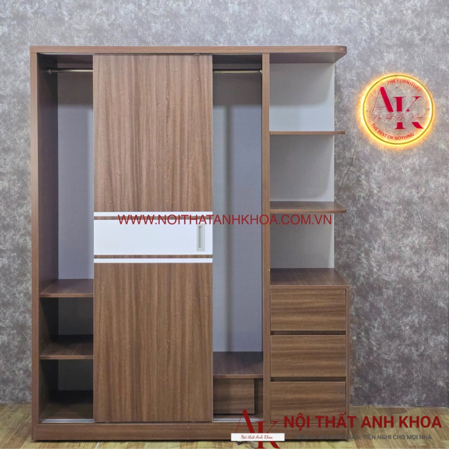 Không gian bên trong tủ quần áo cửa kéo màu nâu vân gỗ phối sọc trắng Không gian bên trong tủ quần áo cửa kéo màu nâu vân gỗ phối sọc trắng