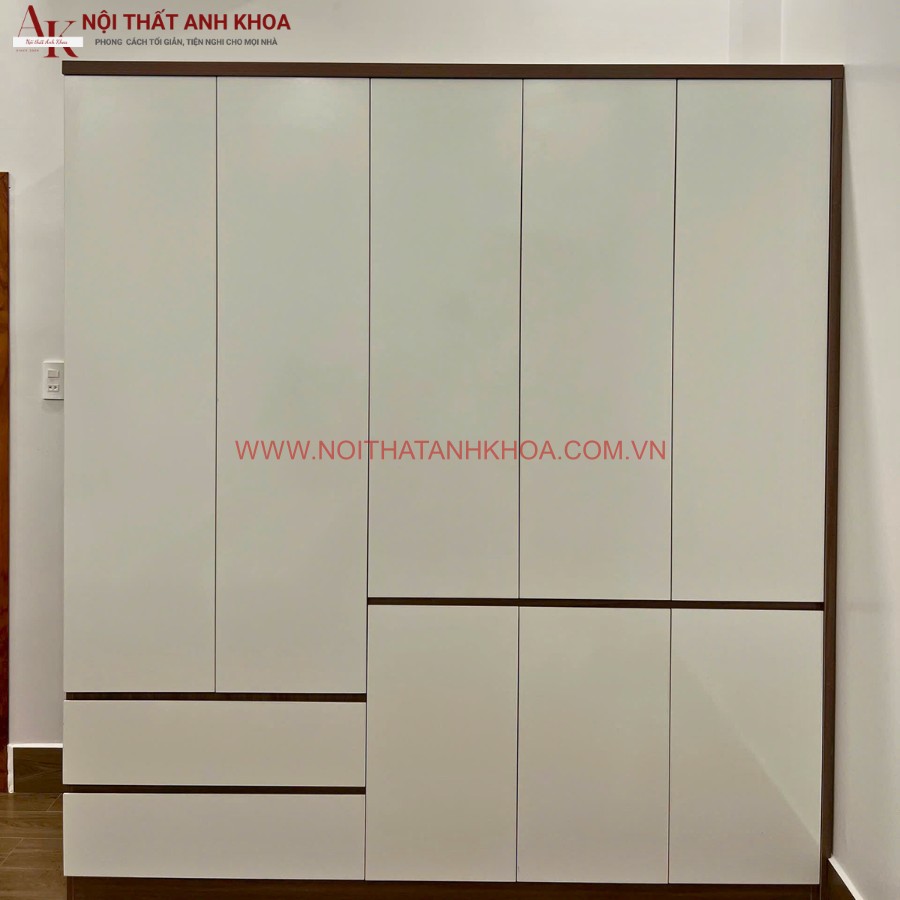 Tủ quần áo gỗ công nghiệp MDF màu nâu vân gỗ phối trắng Tủ quần áo gỗ công nghiệp MDF màu nâu vân gỗ phối trắng