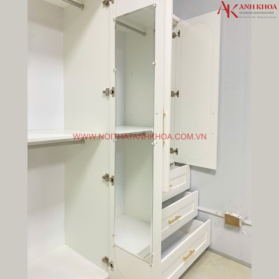 Tủ quần áo phong cách Tân Cổ Điển đẹp cao cấp Tủ quần áo phong cách Tân Cổ Điển đẹp cao cấp