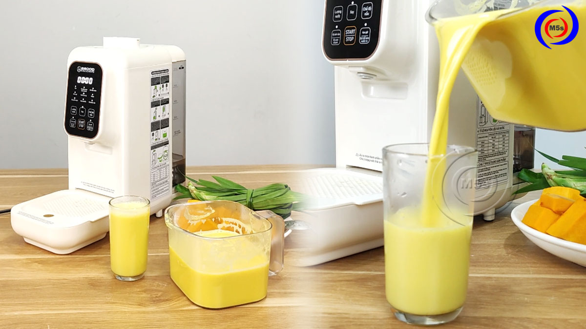 Cách làm sữa bí đỏ đậu phộng bằng máy làm sữa hạt Cách làm sữa bí đỏ đậu phộng bằng máy làm sữa hạt