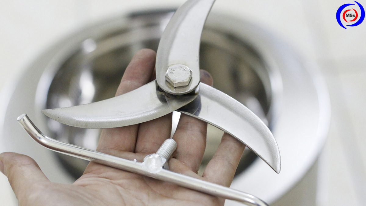 Kiểm tra chất lượng máy xay giò chả trước khi mua Kiểm tra chất lượng máy xay giò chả trước khi mua