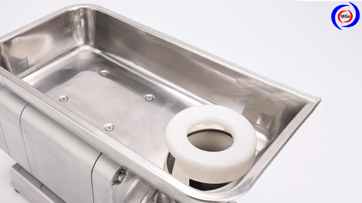 Lắp khoang chứa thịt máy xay thịt công nghiệp Lắp khoang chứa thịt máy xay thịt công nghiệp