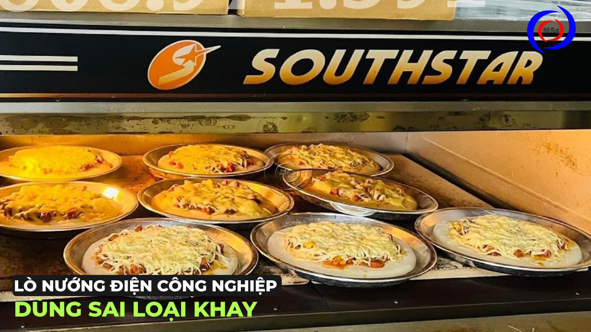 Sử dụng sai loại khay nướng cho lò nướng Sử dụng sai loại khay nướng cho lò nướng