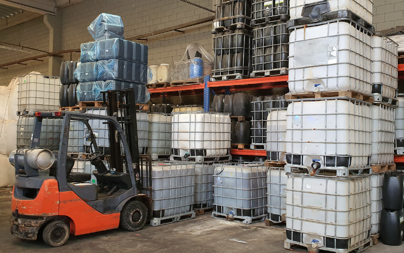 S-Chem chuyên cung cấp các giải pháp kho bãi hóa chất hiệu quả cho các doanh nghiệp. S-Chem chuyên cung cấp các giải pháp kho bãi hóa chất hiệu quả cho các doanh nghiệp.