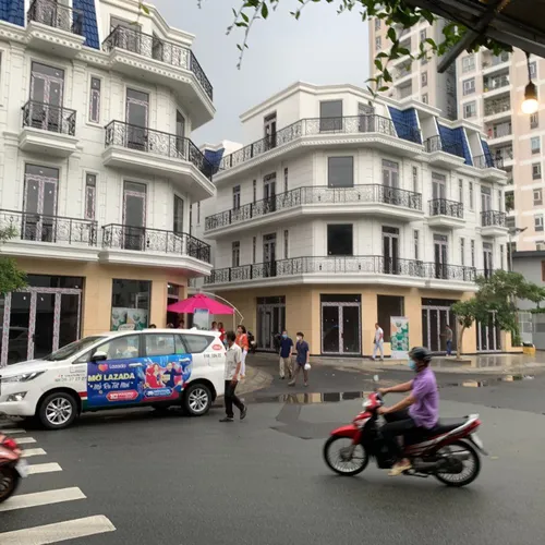 Nhà Phố Lumia Đầm Sen