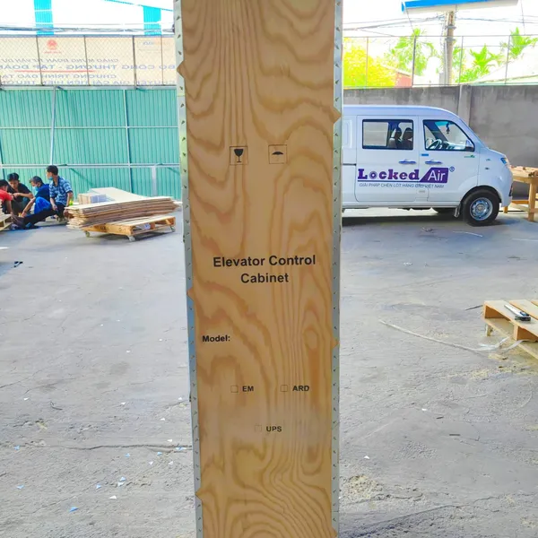 Self-assembled Wooden Boxes