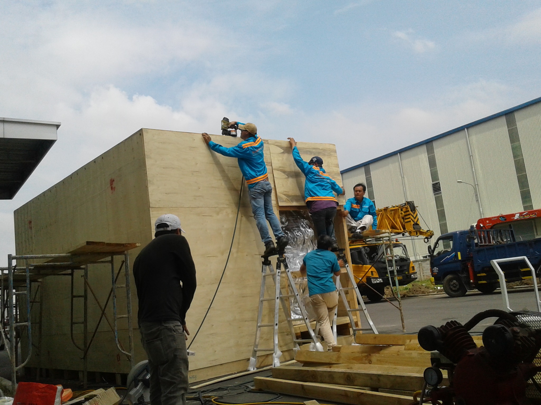 We are a reputable service provider in Vietnam, offering high-quality and reliable wooden pallets made from pine and acacia wood. Our pallets are available in various sizes and can be customized to meet the specific requirements of our customers. We are a reputable service provider in Vietnam, offering high-quality and reliable wooden pallets made from pine and acacia wood. Our pallets are available in various sizes and can be customized to meet the specific requirements of our customers.