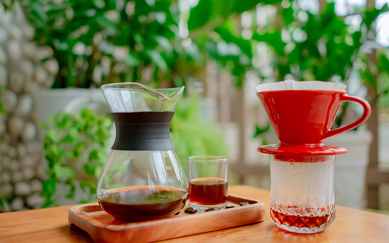 Chất lượng cà phê không chỉ ở hương vị mà còn ở quy trình chế biến an toàn cho sức khỏe. Chất lượng cà phê không chỉ ở hương vị mà còn ở quy trình chế biến an toàn cho sức khỏe.