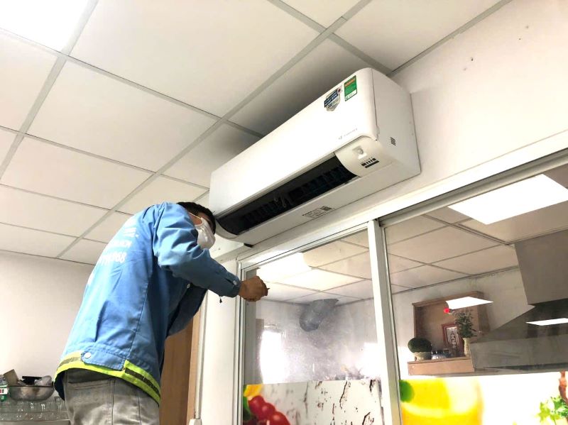 Bảng giá dịch vụ vệ sinh máy lạnh quận 1 Bảng giá dịch vụ vệ sinh máy lạnh quận 1