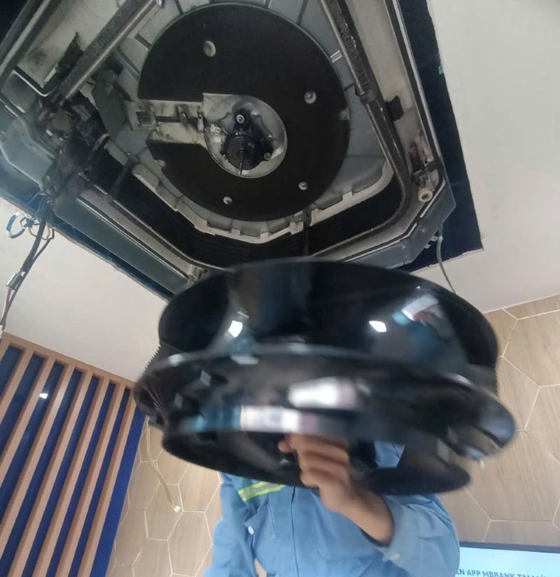 Bảo trì vệ sinh máy lạnh giá rẻ tại tphcm Bảo trì vệ sinh máy lạnh giá rẻ tại tphcm