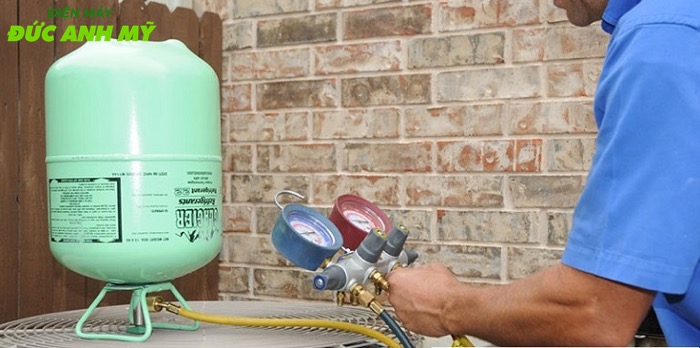 bơm gas điều hòa Daikin bơm gas điều hòa Daikin