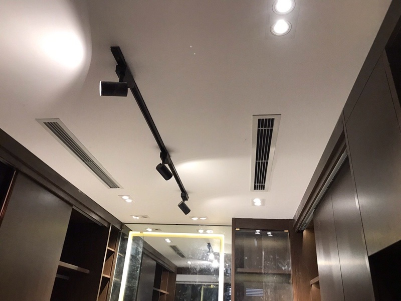 Daikin FBA140BVMA9 / RZF140DVM (5.5 HP) Mát sâu – mát đều – ổn định dài hạn cho không gian cực lớn. Daikin FBA140BVMA9 / RZF140DVM (5.5 HP) Mát sâu – mát đều – ổn định dài hạn cho không gian cực lớn.