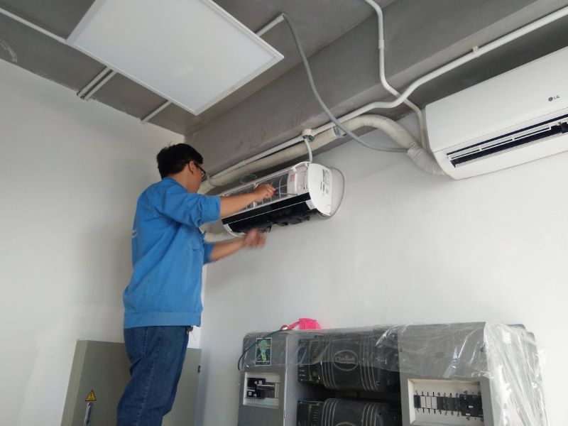 Dich vụ sửa máy lạnh quận 1 TPHCM Dich vụ sửa máy lạnh quận 1 TPHCM