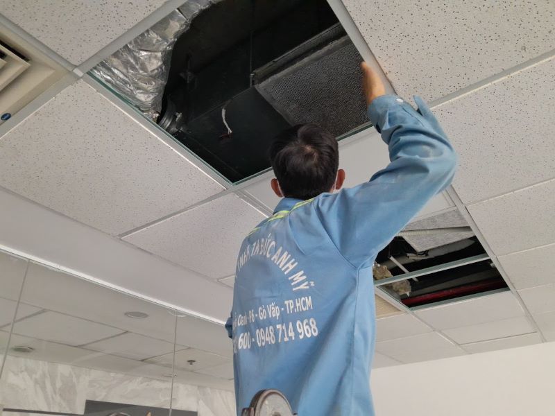 Dịch vụ vệ sinh máy lạnh trung tâm tại tphcm Dịch vụ vệ sinh máy lạnh trung tâm tại tphcm