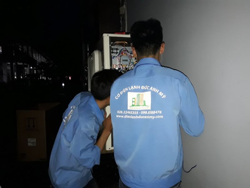 Nguyên nhân và cách khắc phục máy lạnh không lên nguồn Nguyên nhân và cách khắc phục máy lạnh không lên nguồn