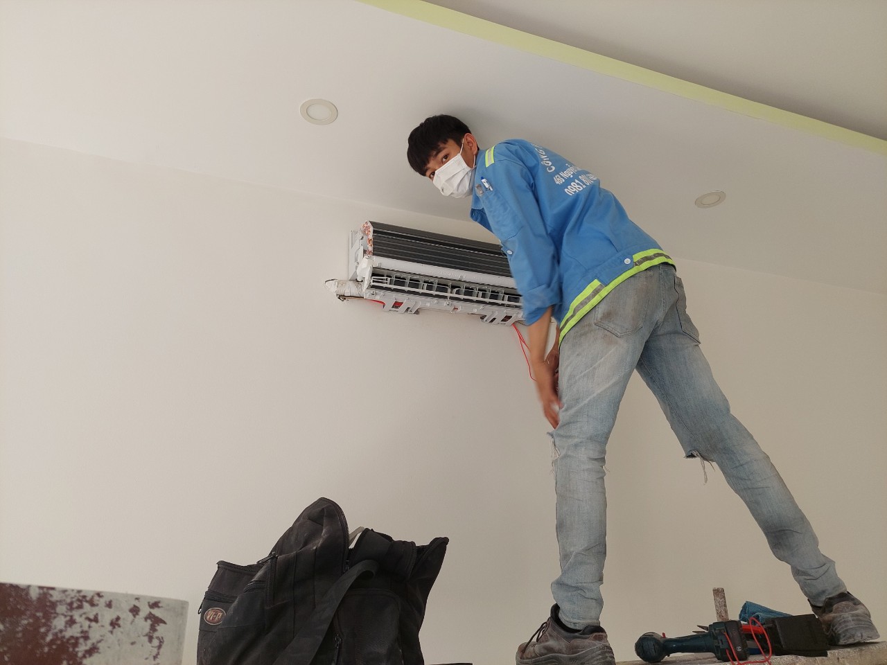 Quy trình lắp đặt máy lạnh đúng chuẩn kỹ thuật tại nhà Quy trình lắp đặt máy lạnh đúng chuẩn kỹ thuật tại nhà