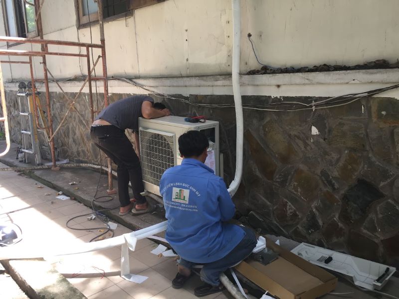 Dịch vụ sửa máy lạnh quận 3 TPHCM Dịch vụ sửa máy lạnh quận 3 TPHCM