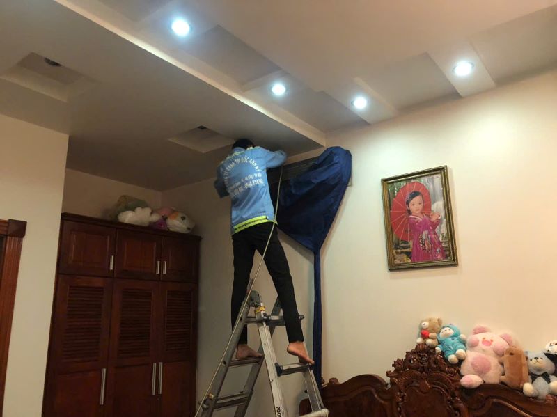 Nguyên nhân máy lạnh chảy nước Nguyên nhân máy lạnh chảy nước