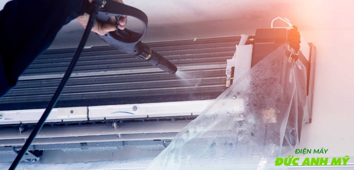 Thủ thuật vệ sinh điều hoà tại nhà Thủ thuật vệ sinh điều hoà tại nhà