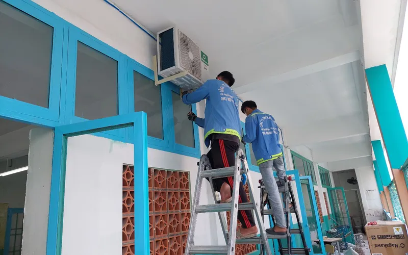 Dịch vụ vệ sinh máy lạnh tại nhà nhanh chóng tại các Quận Huyện TPHCM