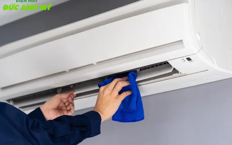 Bảng giá dịch vụ vệ sinh điều hoà TPHCM: cập nhật mới nhất