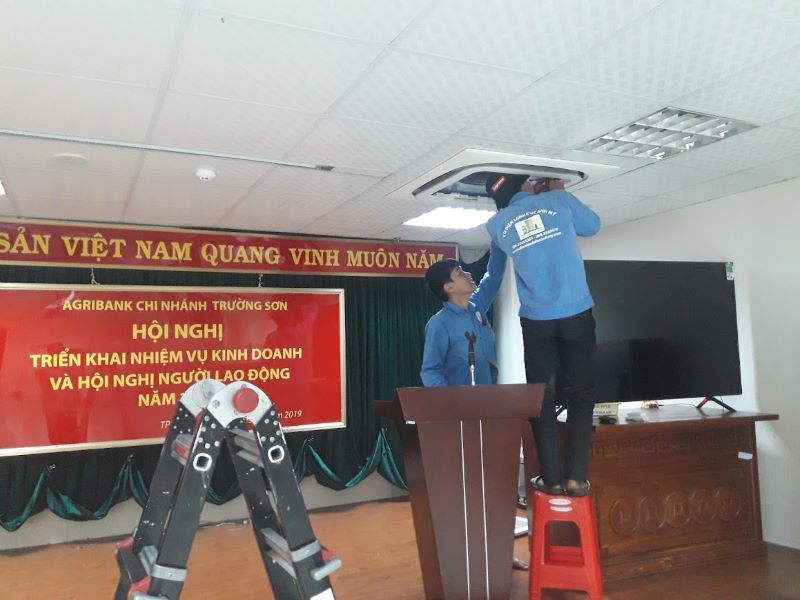 Qui trình vệ sinh dàn lạnh máy lạnh trung tâm VRV Qui trình vệ sinh dàn lạnh máy lạnh trung tâm VRV