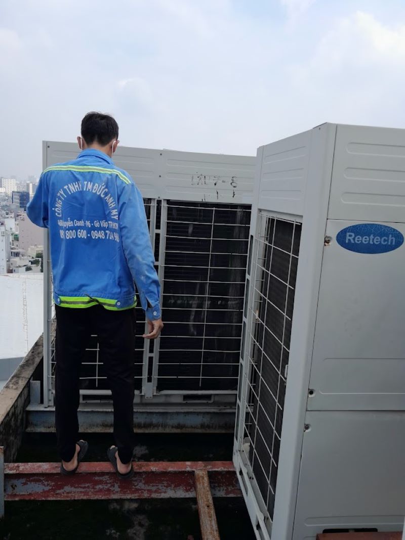 Vệ sinh bảo trì máy lạnh trung tâm vrv, vrf tại quận 1 Vệ sinh bảo trì máy lạnh trung tâm vrv, vrf tại quận 1