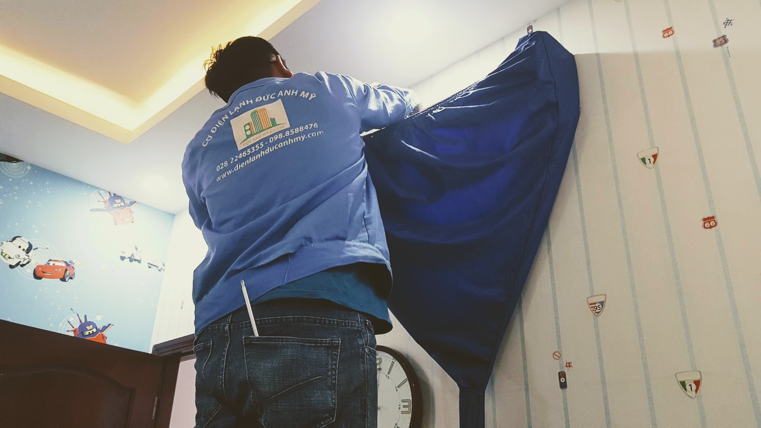 Vệ sinh máy lạnh tại quận 12 Vệ sinh máy lạnh tại quận 12