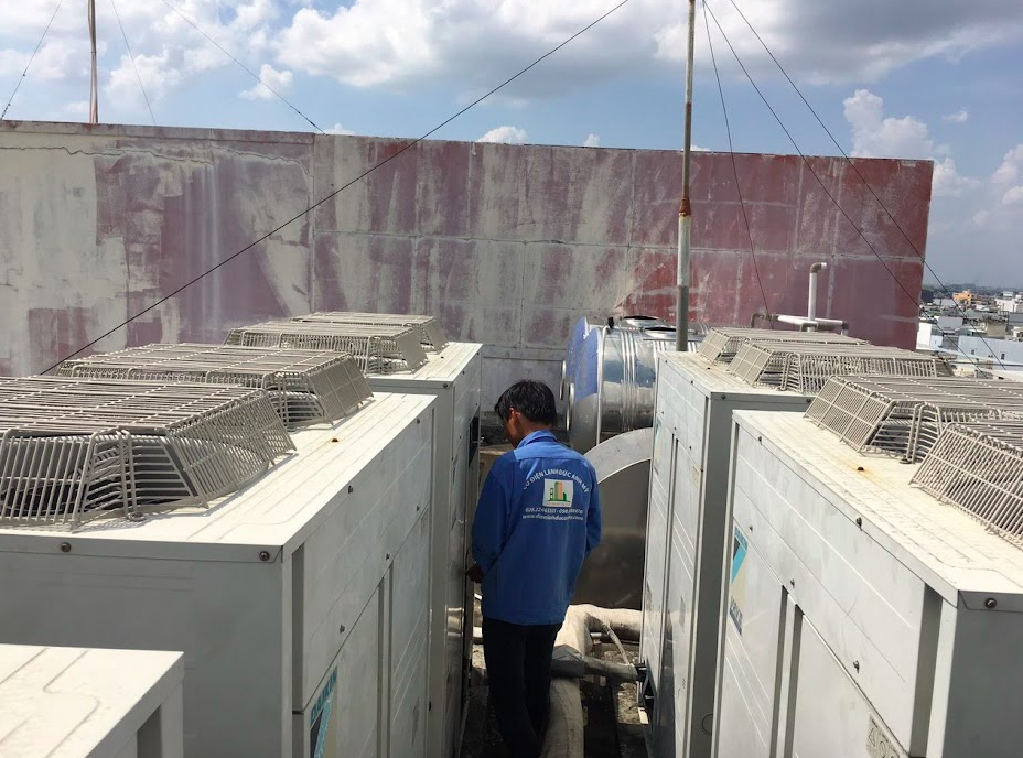 vệ sinh máy lạnh Quận 12 vệ sinh máy lạnh Quận 12