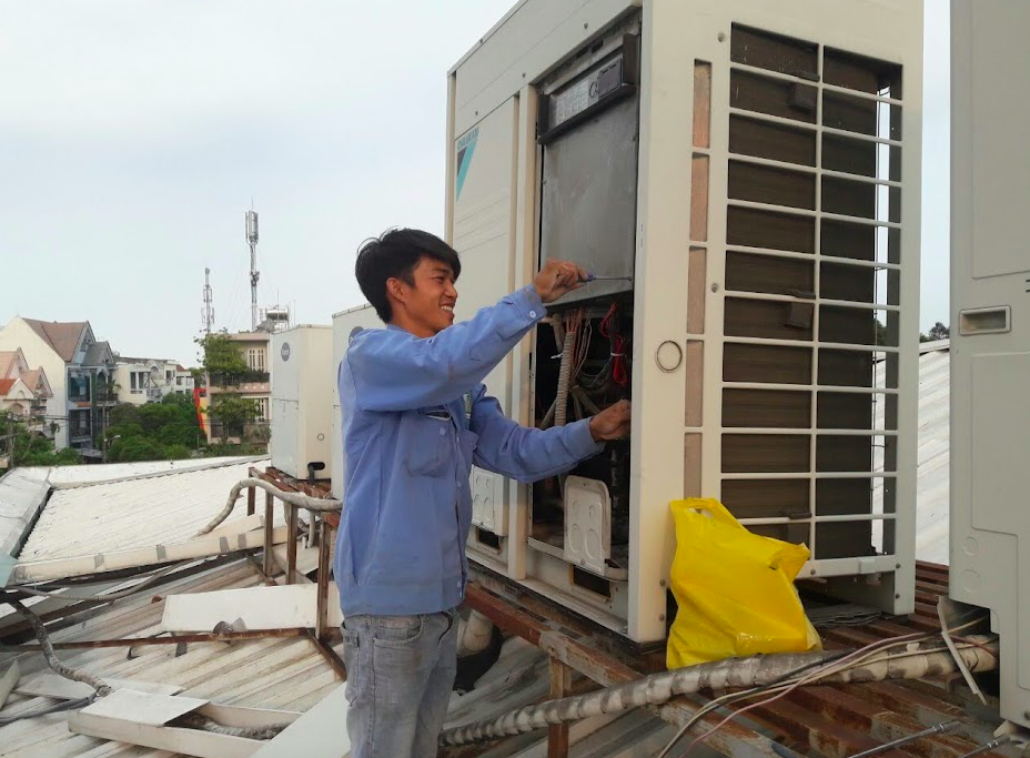 vệ sinh máy lạnh Quận 9 vệ sinh máy lạnh Quận 9
