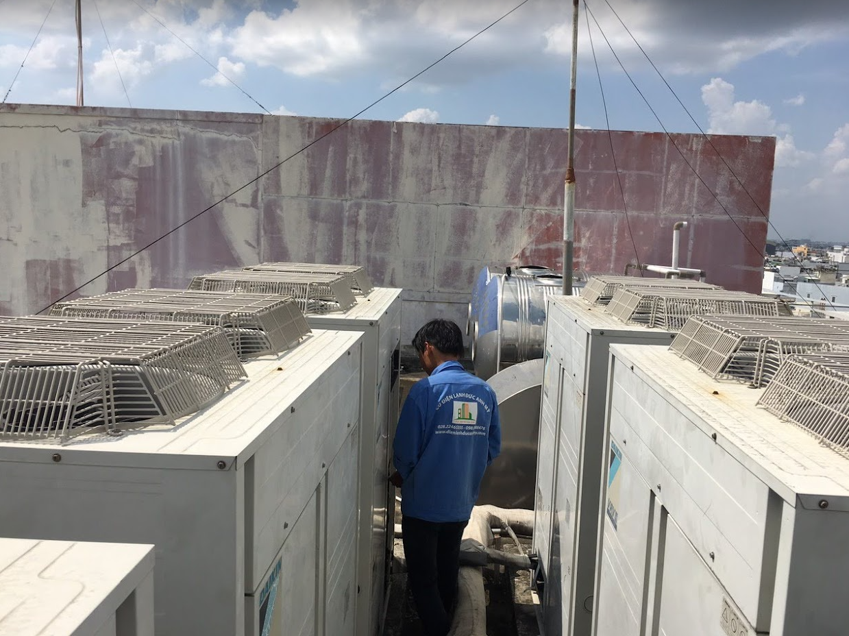 Vệ sinh máy lạnh trường học Vệ sinh máy lạnh trường học