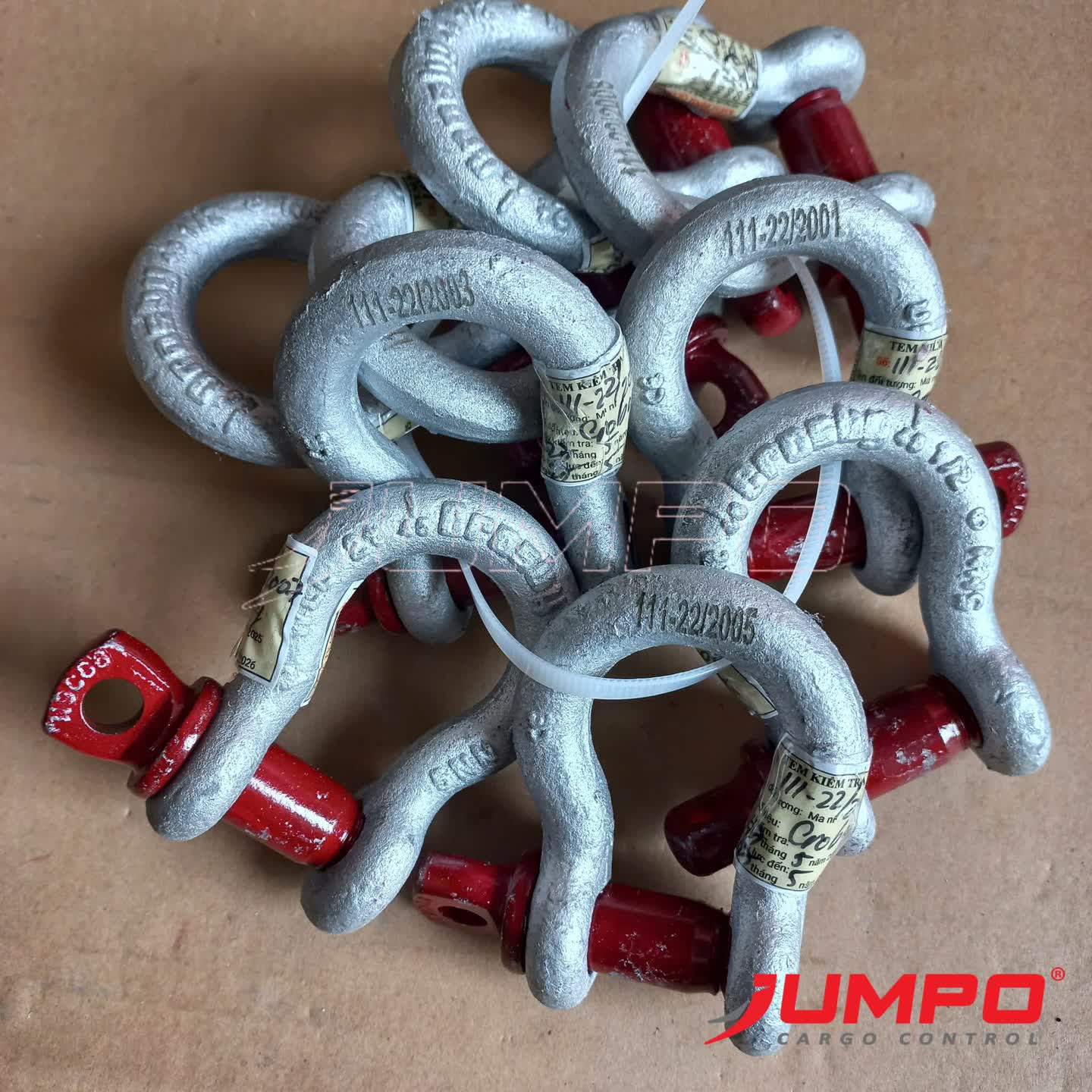 Ma ní cẩu hàng là gì? Ma ní cẩu hàng là gì?