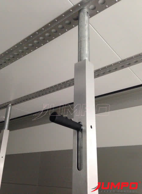 Thanh Ray Q-track Lắp Trong Thùng Xe Tải Kho Lạnh