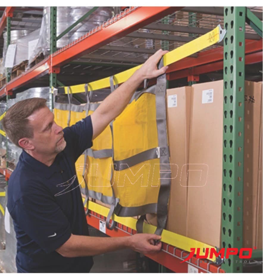 Ứng dụng Lưới chằng hàng cho pallet trên kệ rack cho kho hàng Ứng dụng Lưới chằng hàng cho pallet trên kệ rack cho kho hàng