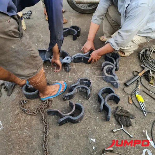 Móc cẩu tôn - Ngáo cẩu tôn lớn bộ 2 cái cẩu 5 tấn