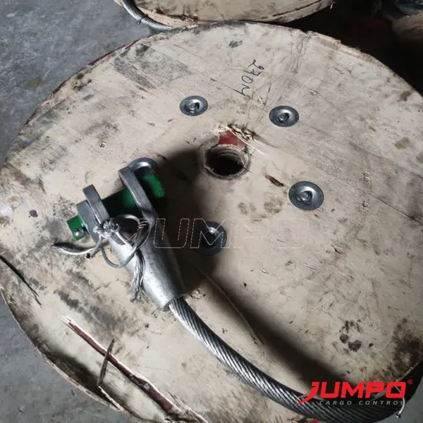 Cáp thép Hàn Quốc đổ socket