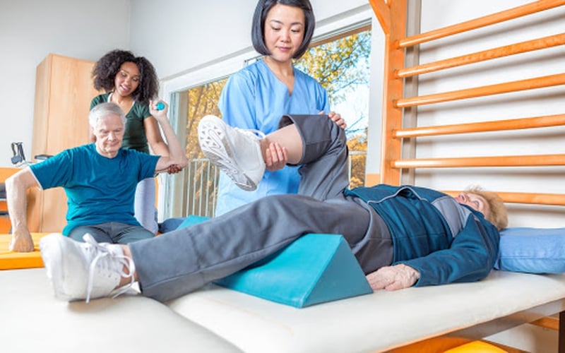 Lớp Học Vật Lý Trị Liệu tại Con Cuông